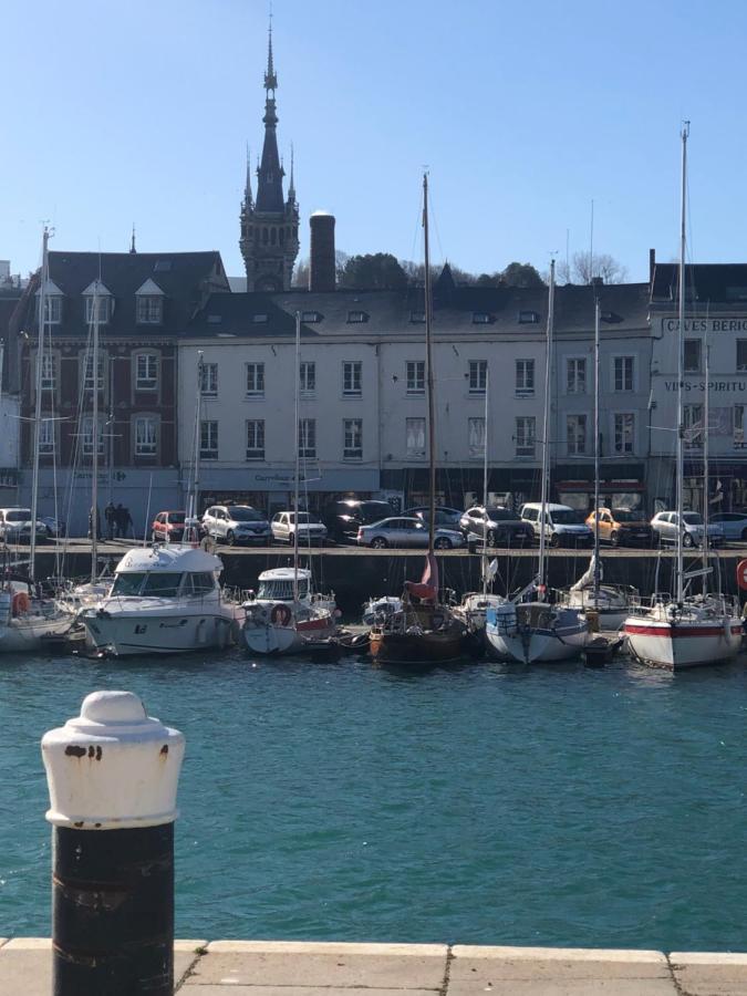 Captain Yoo - Regate- Sentir Les Embruns Vue/Port Fécamp Exteriér fotografie